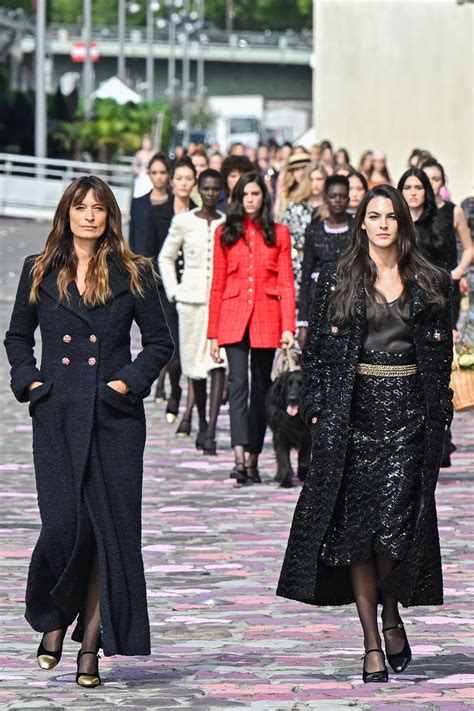 Chanel fashion show fall winter 2024